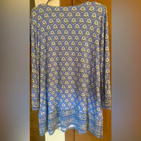 J Jill 20”PTP Sz: M Oversized Wearable Collection Blue Floral Top Stretch - Picture 4 of 5